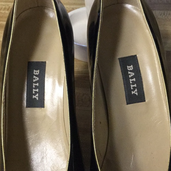 Bally Heels - Picture 5 of 6